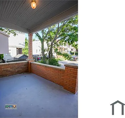 3201 Clarence Ave — Photo 5