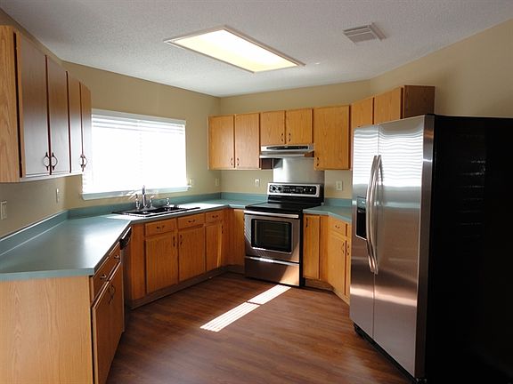 4th image of 9206 New Kenton