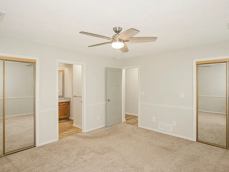 16 Wallingford Dr #16 — Photo 17