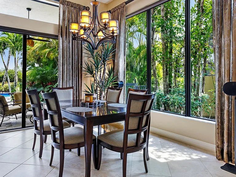 6700 Fox Hollow Dr — Photo 11