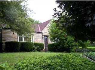803 Harden Dr, Pittsburgh, PA 15229