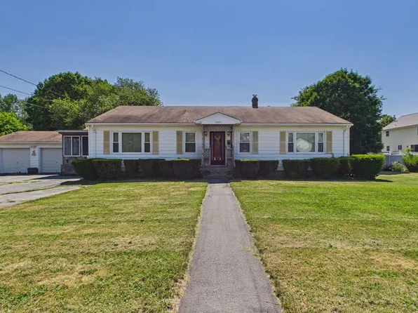 3979 Acushnet Ave, New Bedford, MA 02745