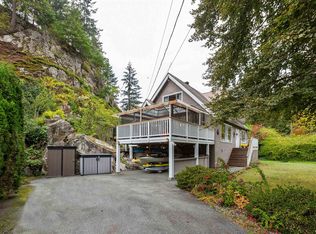 5607 Eagle Harbour Rd, West Vancouver, BC V7W 1P4