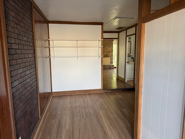 11907 Barrington Way — Photo 2