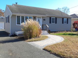 1502 Ivy Rd, Point Pleasant Beach, NJ 08742