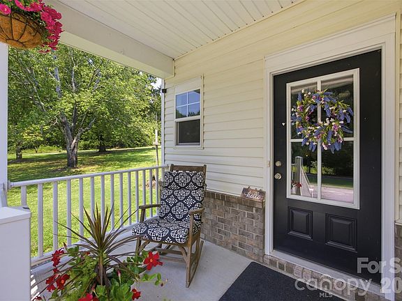 5th image of 4757 Lama Ln