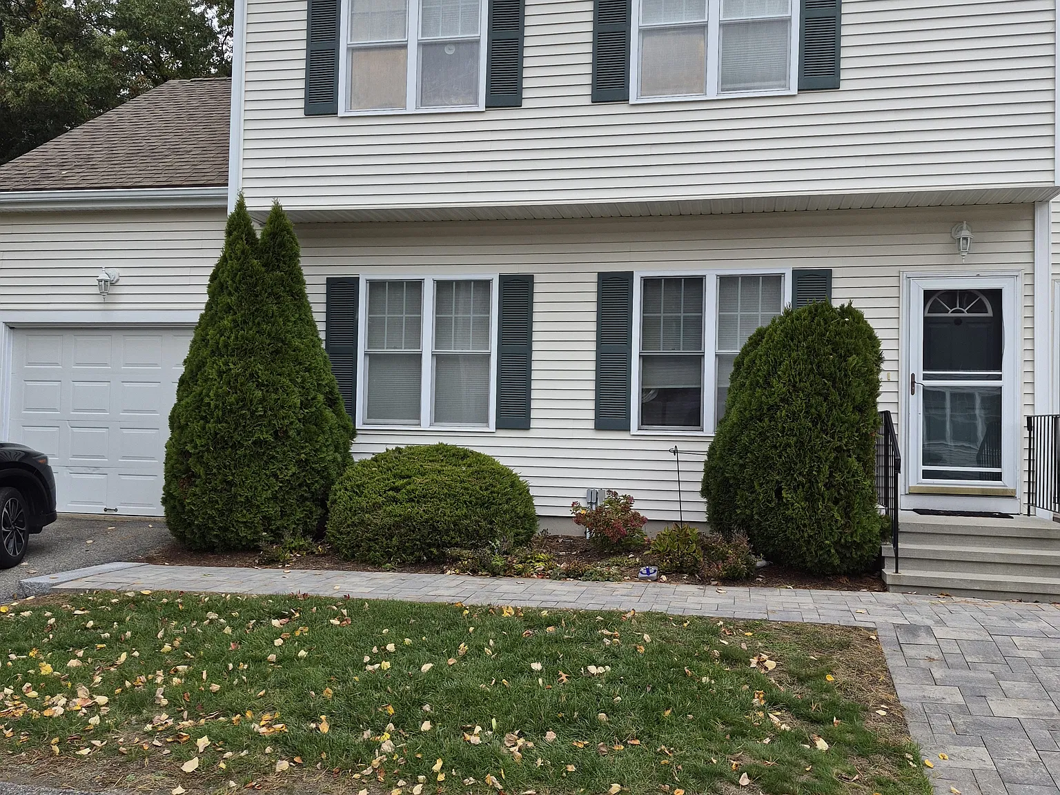 2 bed, 1.5 bath, 1600 sqft, $3,200 — Photo 1