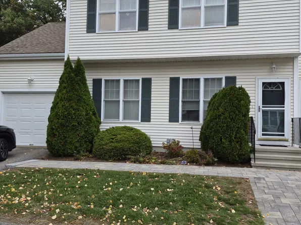 4 Jaclyn Ln #4, Pembroke, MA 02359