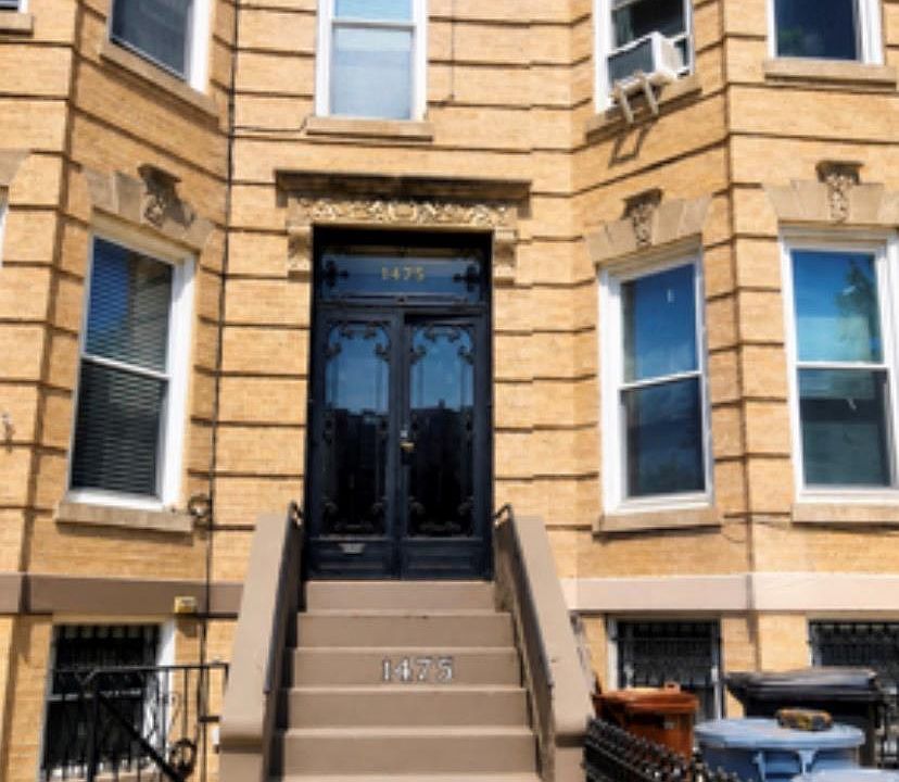 1st image of 1475 Jefferson Avenue