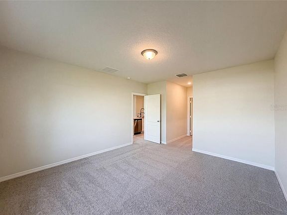 4th image of 1818 Irby Ct