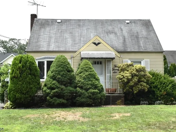 10-26 2Nd St, Fair Lawn Boro, NJ 07410