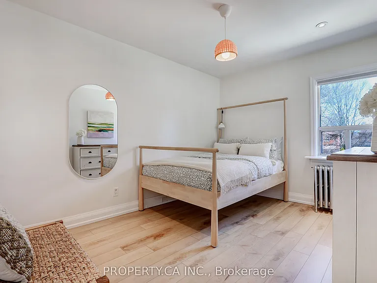 135 Cadorna Ave — Photo 17