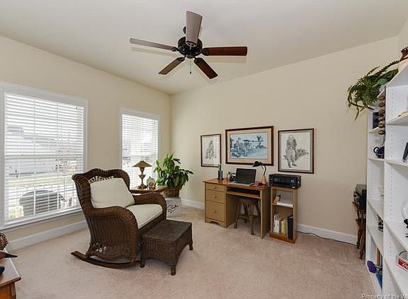 4th image of 4052 Kings Oak Ln