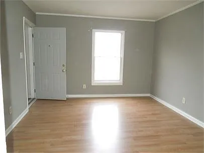 1437 Landis Ave — Photo 4