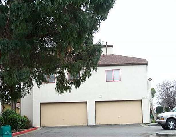 1st image of 27901 Thornton Ct