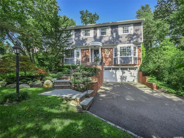 16 Huron Street, Glen Head, NY 11545