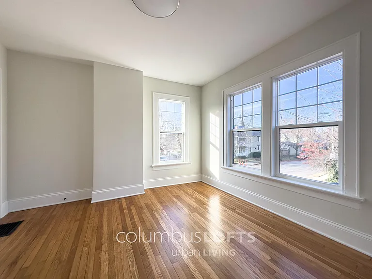 399 W 2nd Ave — Photo 33