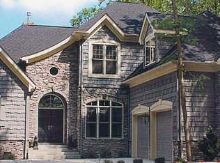 1389 Scenic Dr, Muskegon, MI 49445