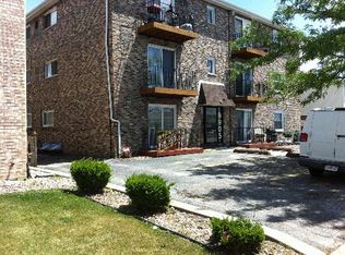 9905 Ridgeland Ave #1, Oak Lawn, IL 60453
