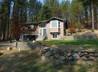 23627 N Westlake Dr, Nine Mile Falls, WA 99026