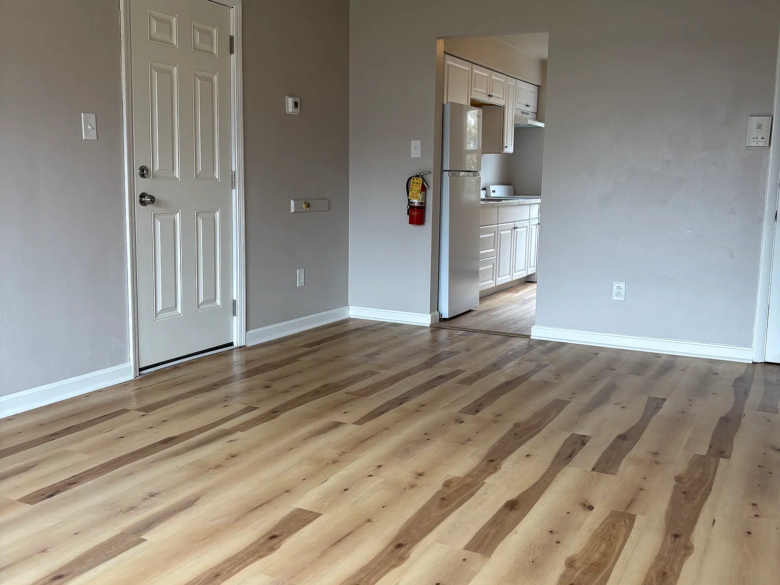 2 bed, 750 sqft, $950 — Photo 4