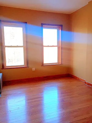 Rented by Rapid Realty Cobble Hill | media 76
