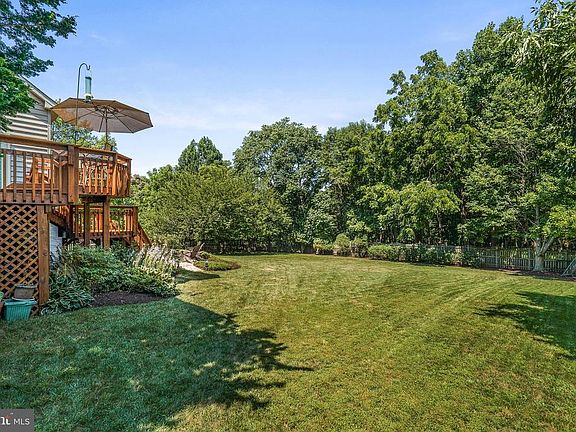 2nd image of 21521 Fox Field Cir