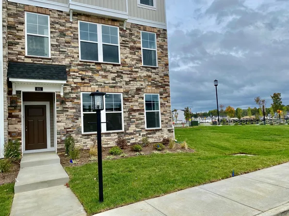 801 Birchwood Hill Pl, Glen Allen, VA