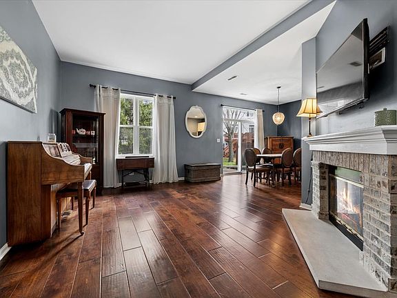 5th image of 304 Grand Ridge Rd #304