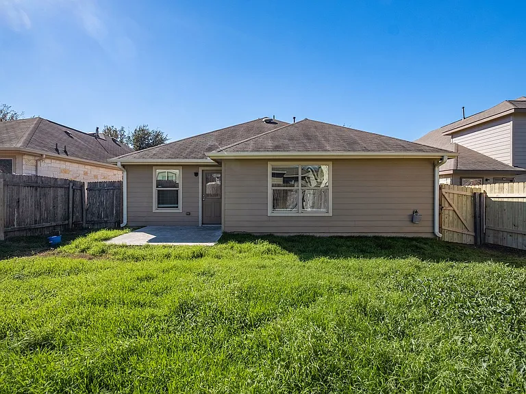 5932 Abby Ann Ln — Photo 21