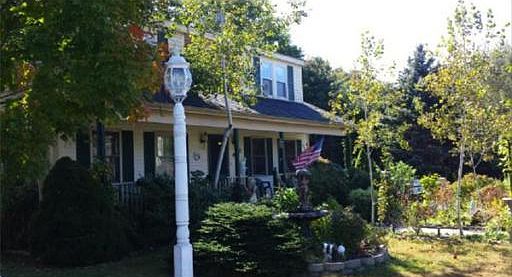 2nd image of 2 Manor Dr