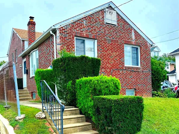 429 Longshore Ave, Philadelphia, PA 19111