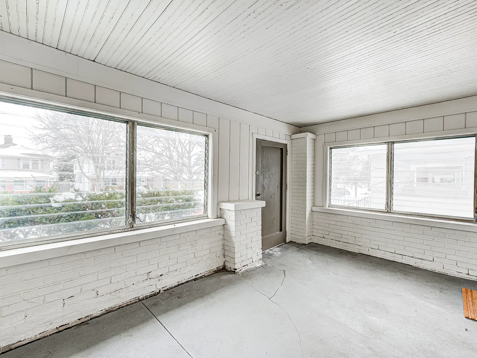 1 bed, 900 sqft, $995 — Photo 3