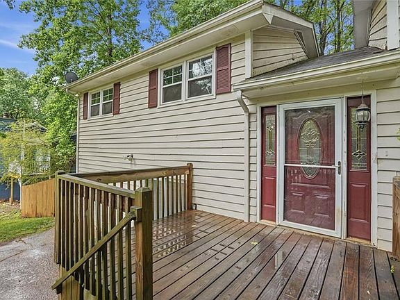 3rd image of 5382 Janet Ln