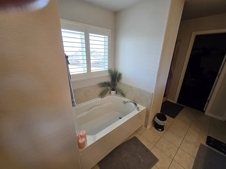 6935 New Meadow Dr — Photo 13
