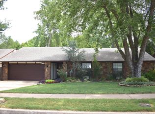 7205 S Ash Pl, Broken Arrow, OK 74011
