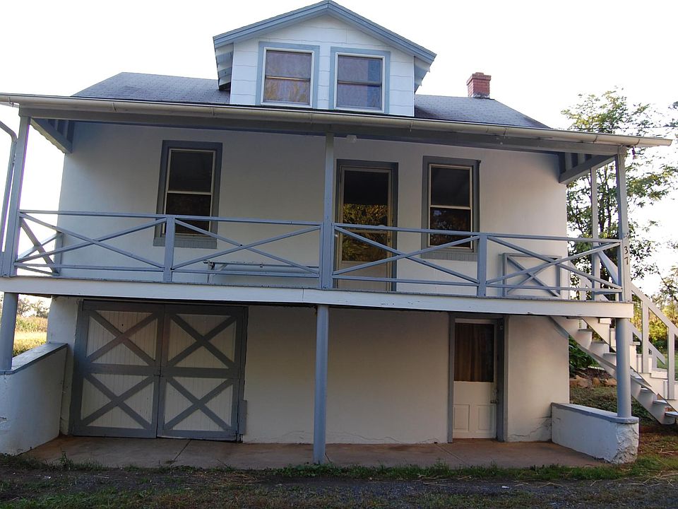 Front of cottage