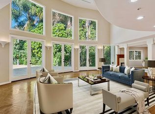 1109 Pine Dr, Beverly Hills, CA 90210