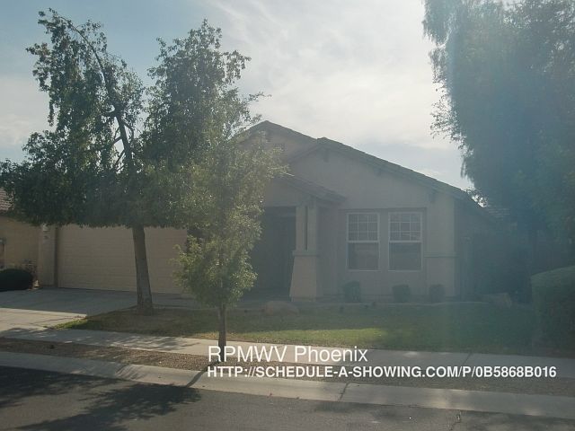 1st image of 214 N 152nd Ave