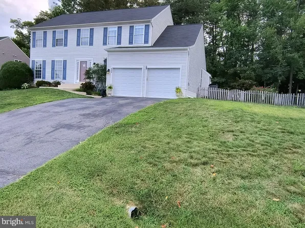 4004 Mossy Bank Ln, Fredericksburg, VA 22408