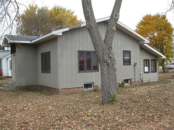 2nd image of 633 Adams Ave