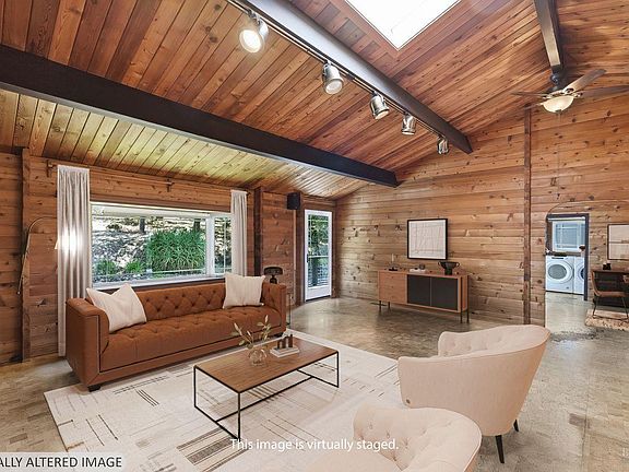 4th image of 2155 Thornsberry Road