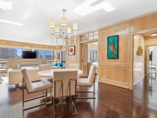 721 5th Avenue 39A image 3 of 16