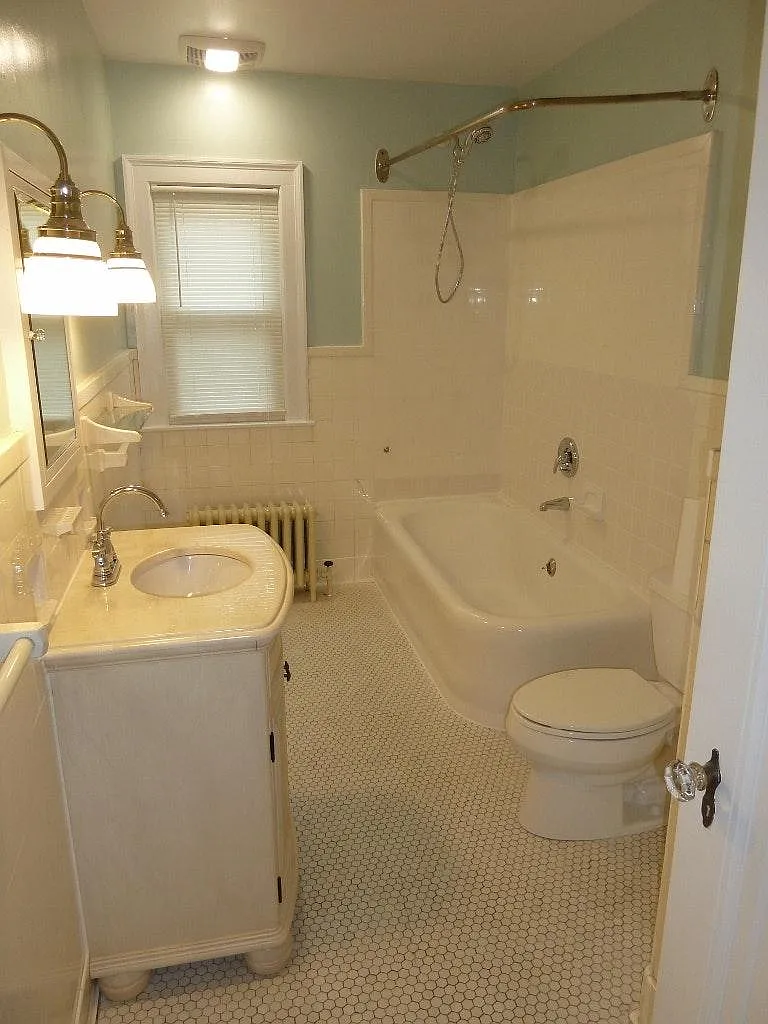2 bed, 1900 sqft, $2,600 — Photo 4