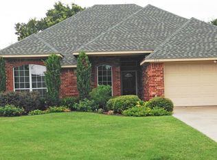 520 Baylor Dr, Greenville, TX 75402