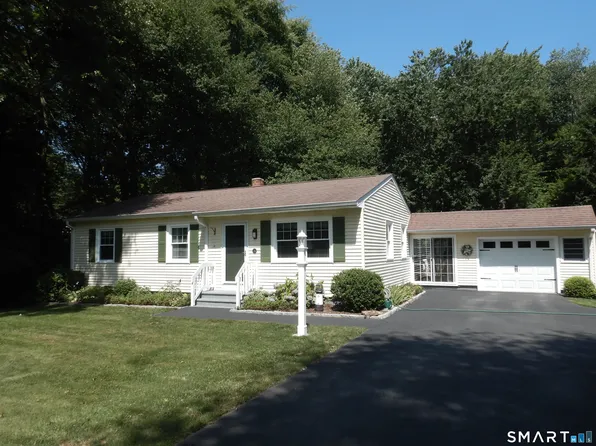 26 Beach Park Road, Clinton, CT 06413