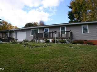1519 Paris Rd, Knoxville, TN 37912