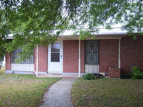 1st image of 4203 Diamondhead Dr