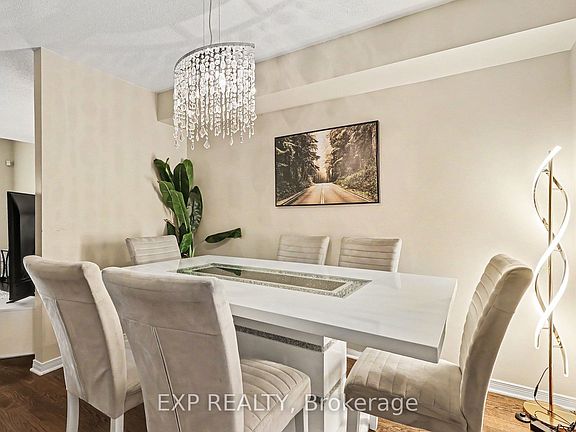 3rd image of 273 Rolling Meadow Cres