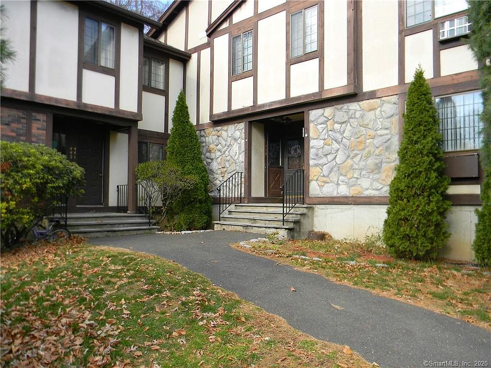 1st image of 439 Swanson Cres #439